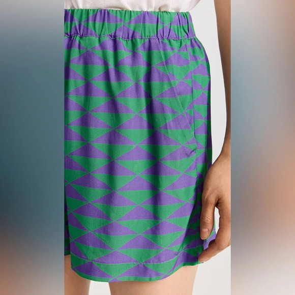 KULE Small The Reine Shorts Green Purple Grape Geometric Triangle Print Casual - Picture 8 of 9